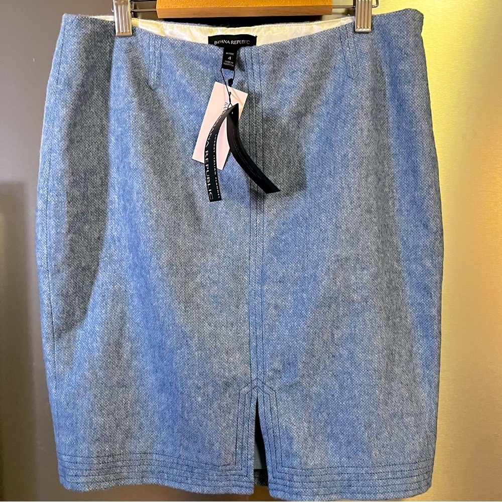 NWT Banana Republic Brand New Wool Business skirt Wool Skirt Blue 4P